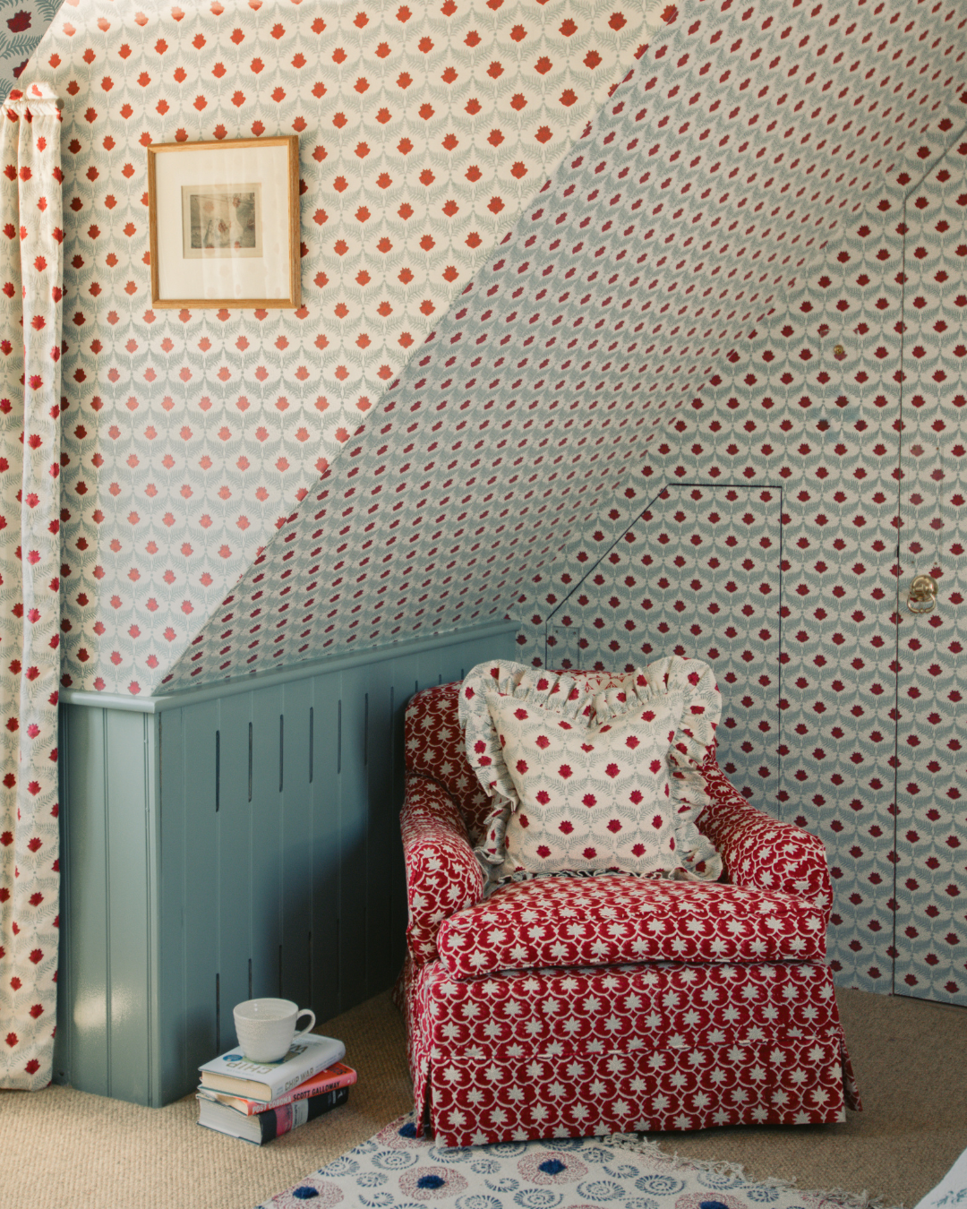 Focus on Finishes: Pairing Wallpapers & Paints