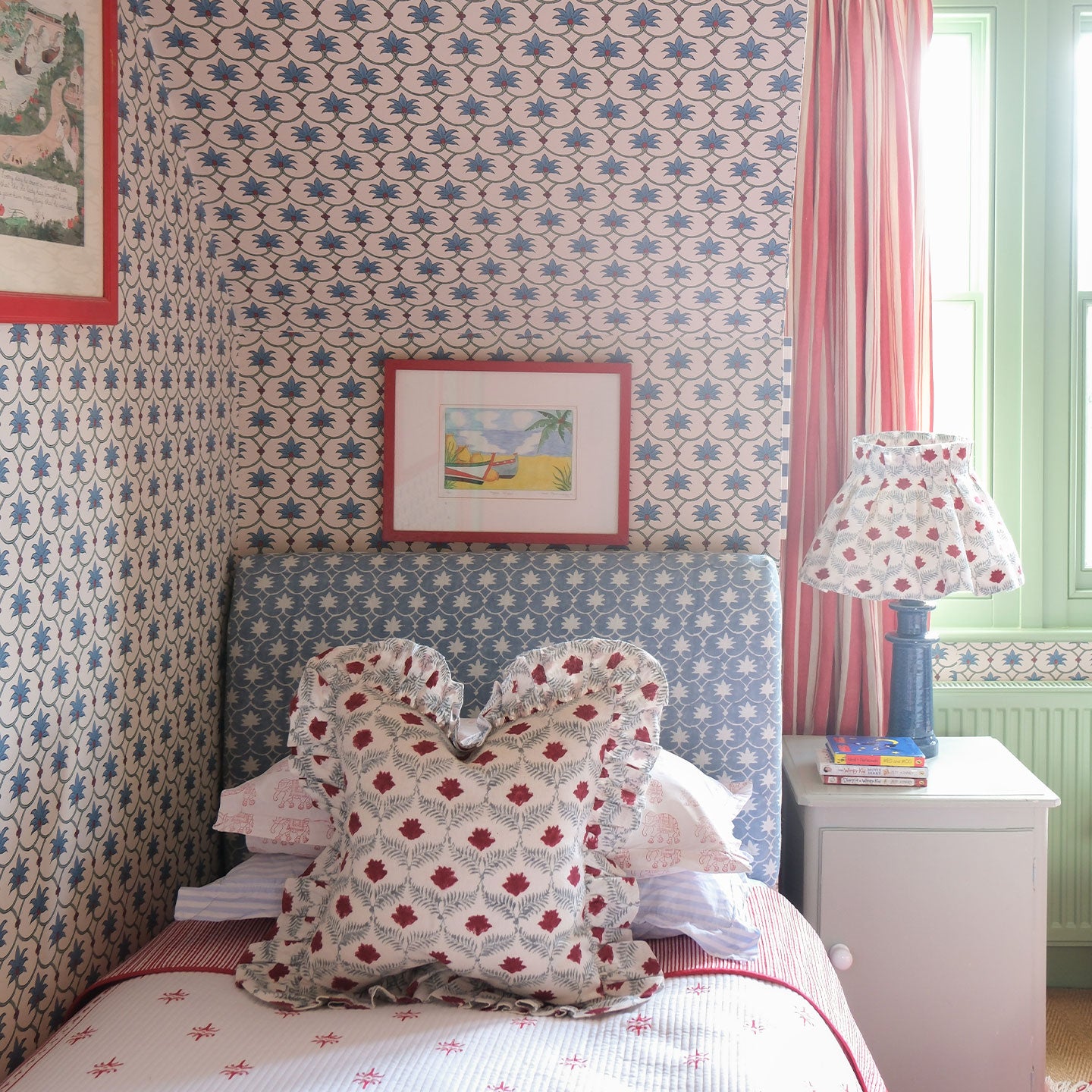 Lotus Linen Frilly Cushion