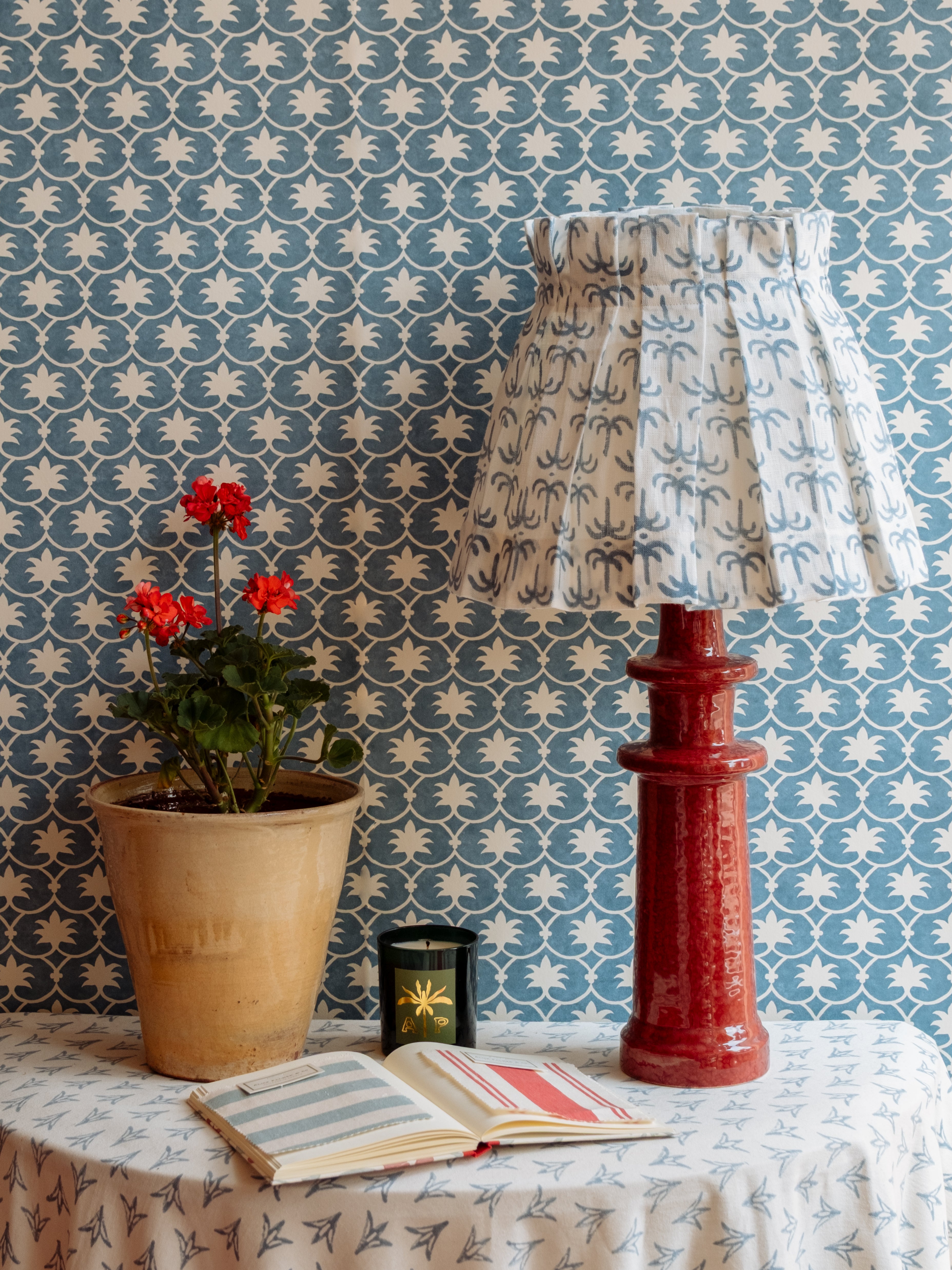 Palm Grove Wallpaper - French Blue Inverse