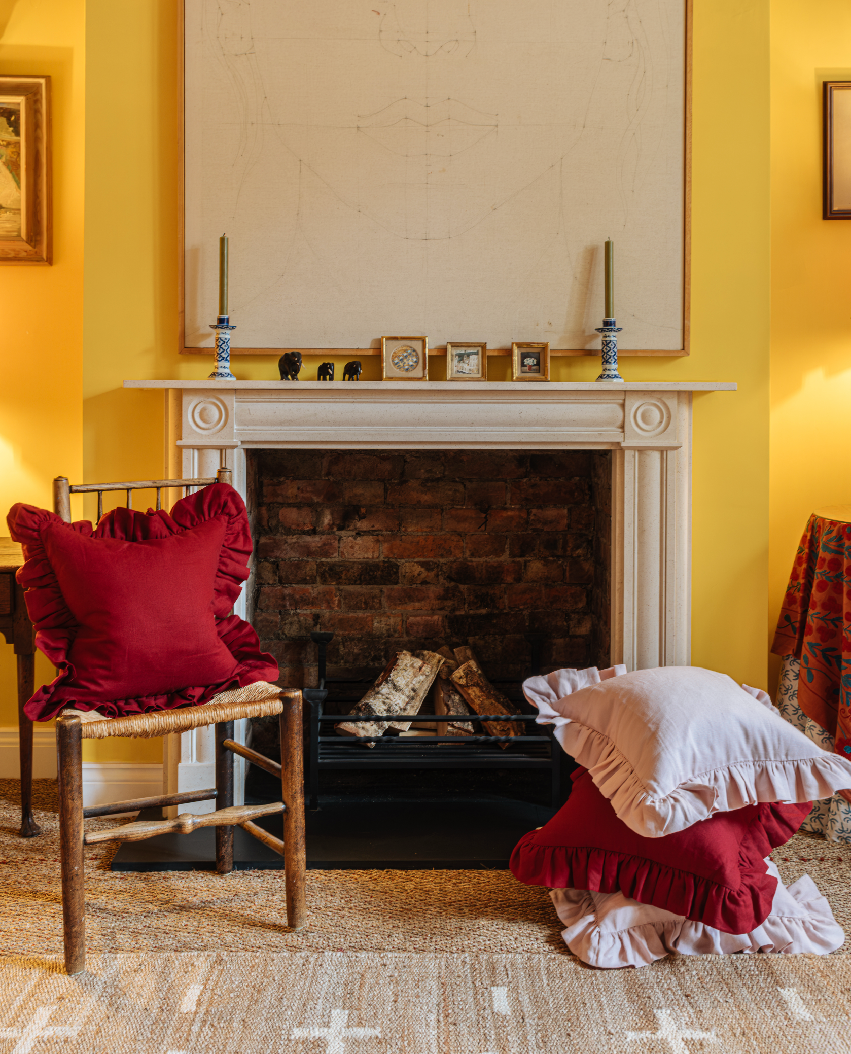 Carmine Linen Frilly Cushion