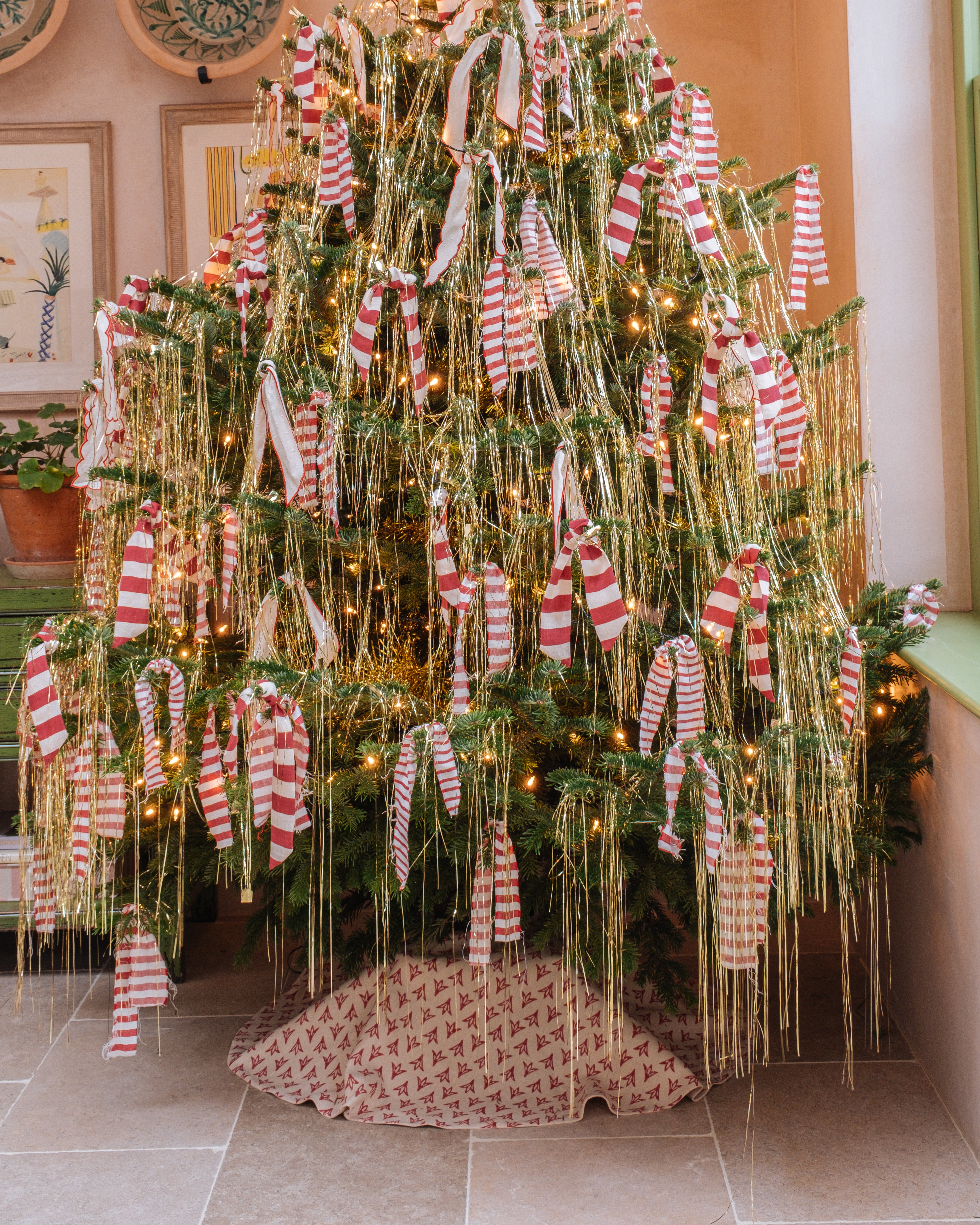 Poppy Papaya Linen Christmas Tree Skirt